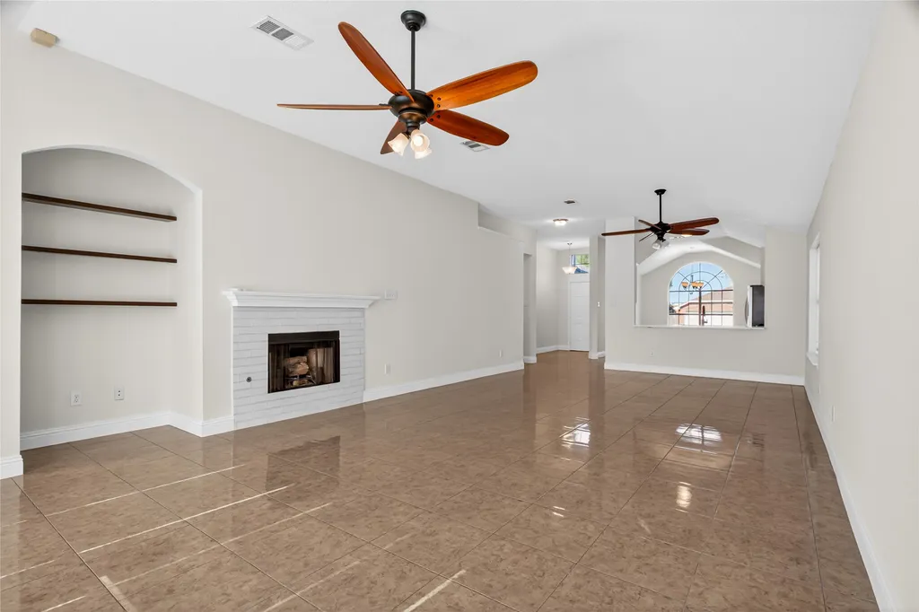 4817 Barnhill Lane Fort Worth TX 76135