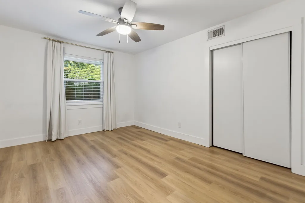 10647 Chesterton Drive Dallas TX 75238