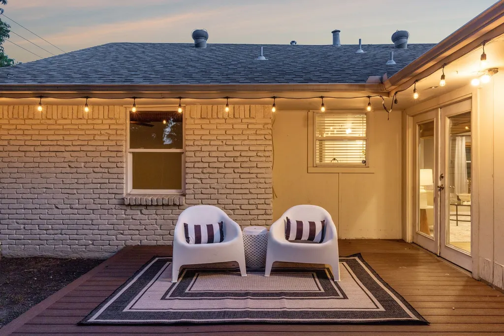 10647 Chesterton Drive Dallas TX 75238