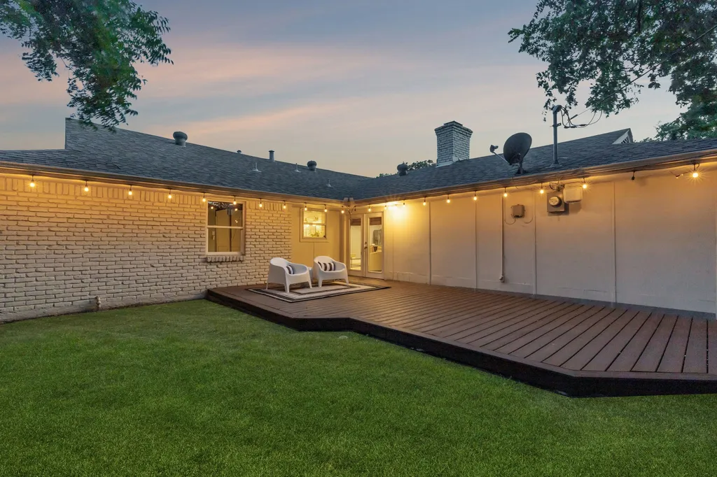 10647 Chesterton Drive Dallas TX 75238
