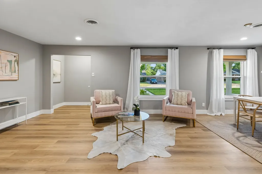 10647 Chesterton Drive Dallas TX 75238