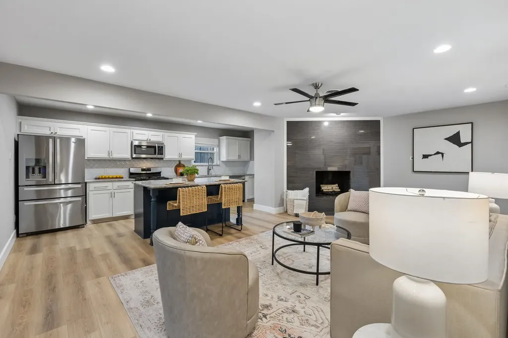 10647 Chesterton Drive Dallas TX 75238