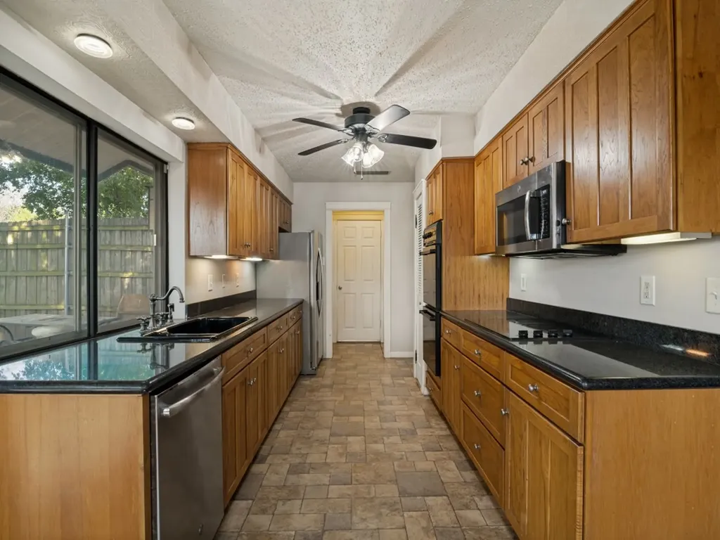 1902 Richland Drive Richardson TX 75081