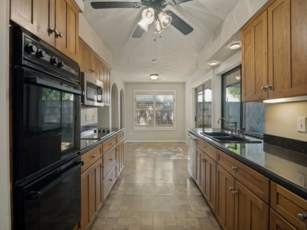 1902 Richland Drive Richardson TX 75081