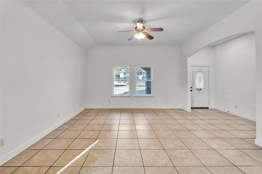 3022 Loving Avenue Fort Worth TX 76106