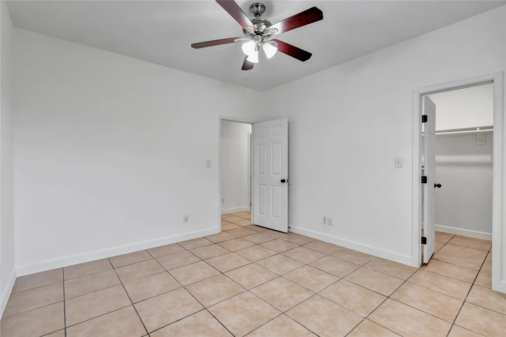 3022 Loving Avenue Fort Worth TX 76106