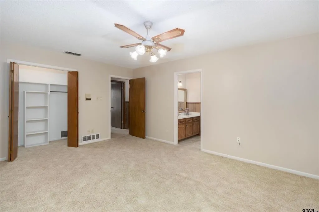 12654 County Road 192 Tyler TX 75703
