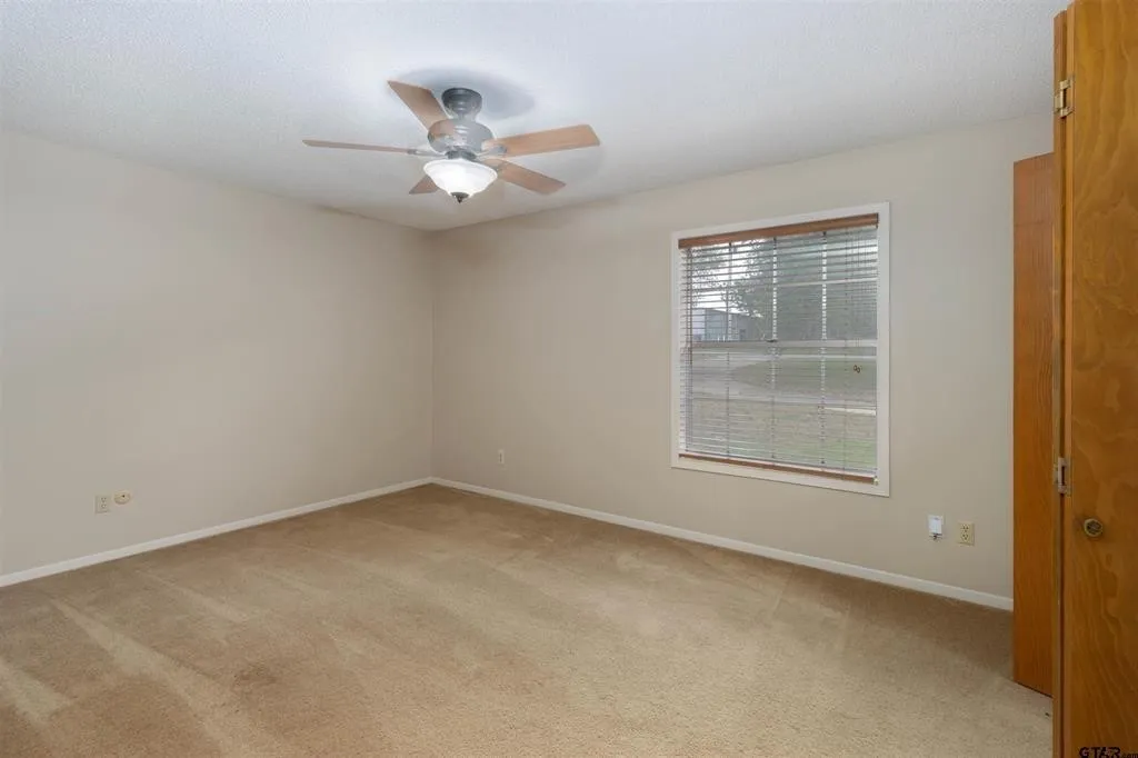 12654 County Road 192 Tyler TX 75703
