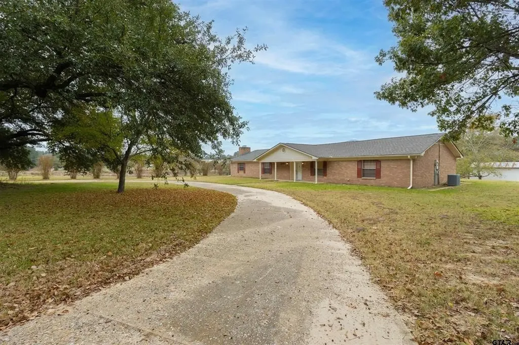 12654 County Road 192 Tyler TX 75703