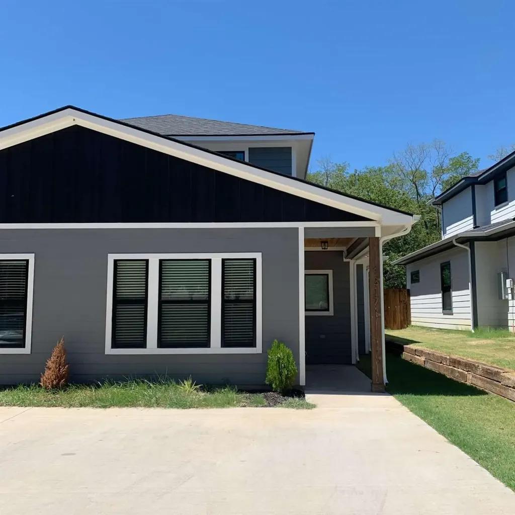 1317 S 5th Avenue Denison TX 75021