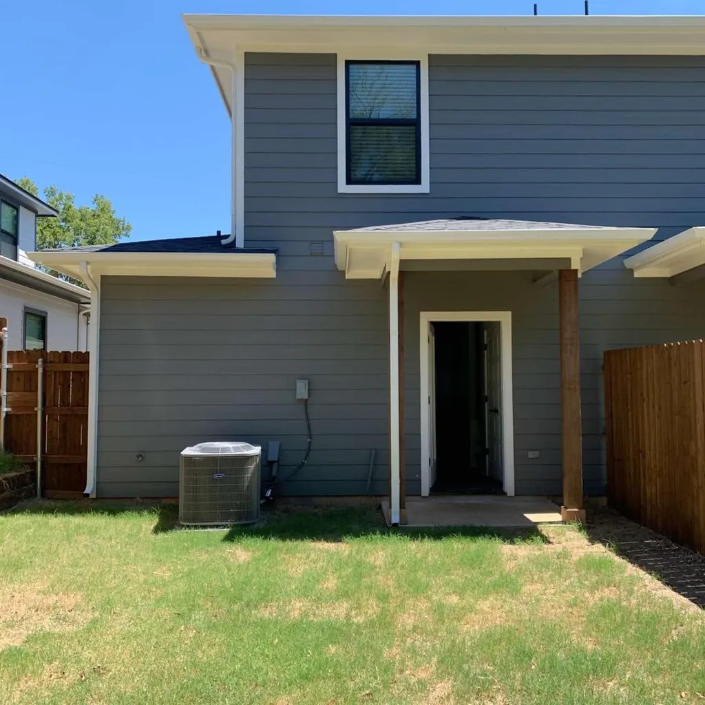 1317 S 5th Avenue Denison TX 75021