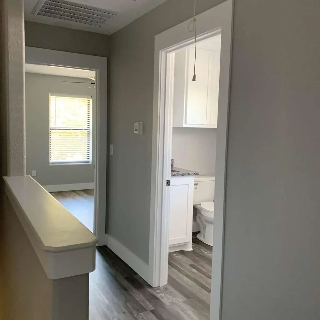 1317 S 5th Avenue Denison TX 75021