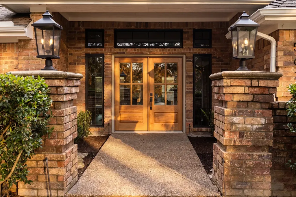 5626 Twin Brooks Drive Dallas TX 75252