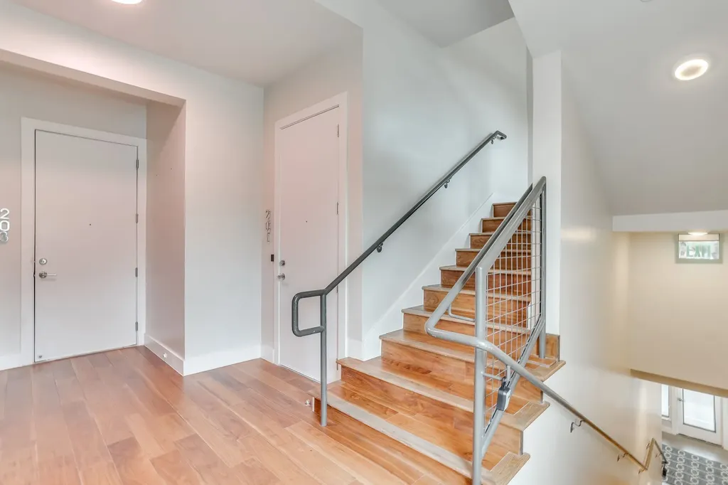 1455 W Magnolia Avenue Fort Worth TX 76104