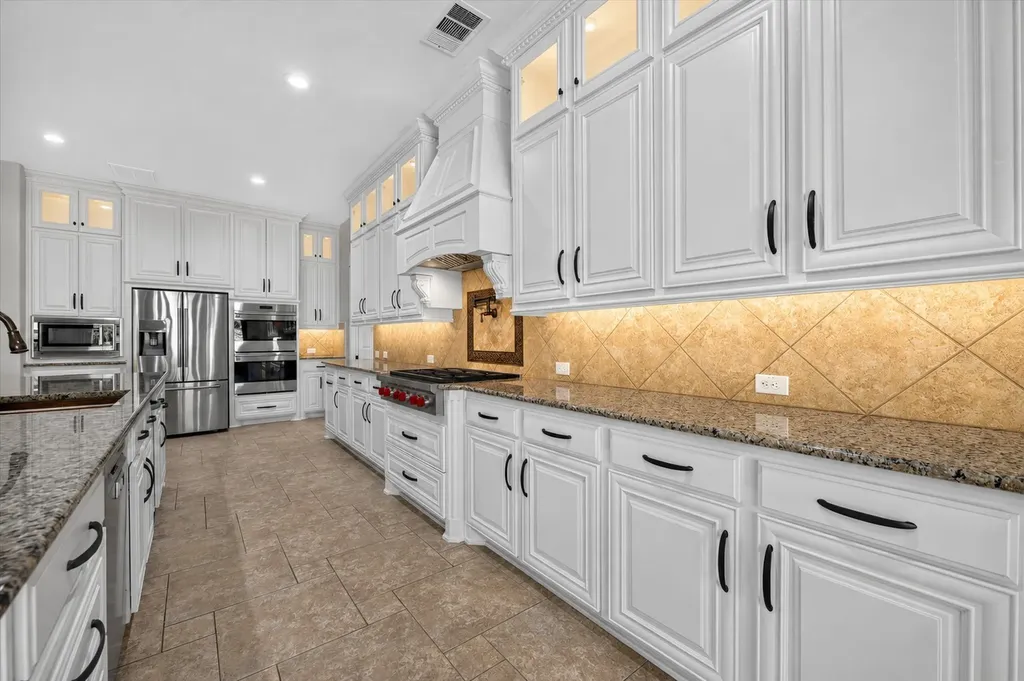 861 Hayden Road Lantana TX 76226