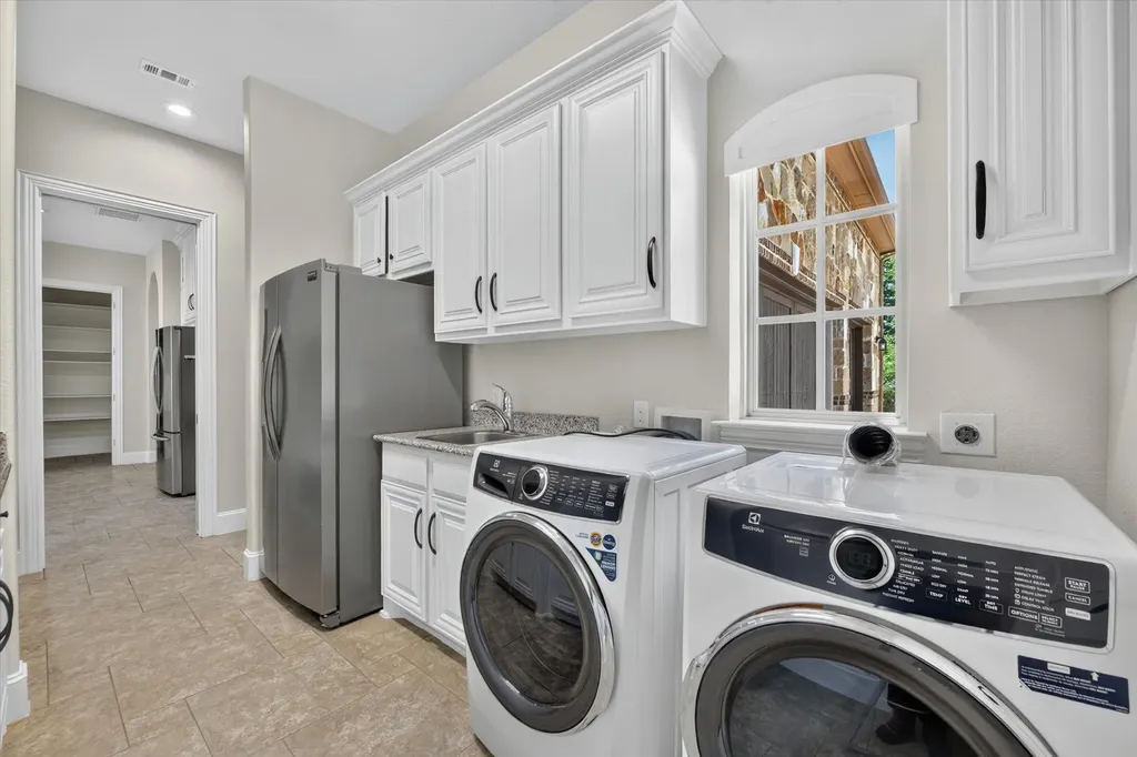 861 Hayden Road Lantana TX 76226