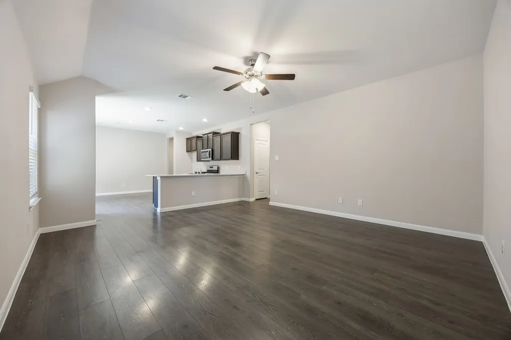 3921 Oak Creek Circle Denison TX 75020
