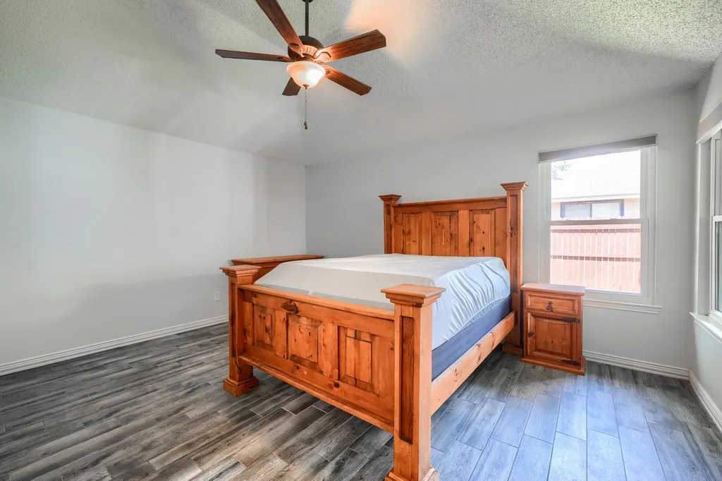 1211 Princeton Place Euless TX 76040