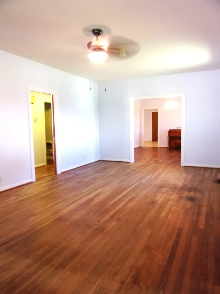 105 W Pecan Street San Saba TX 76877