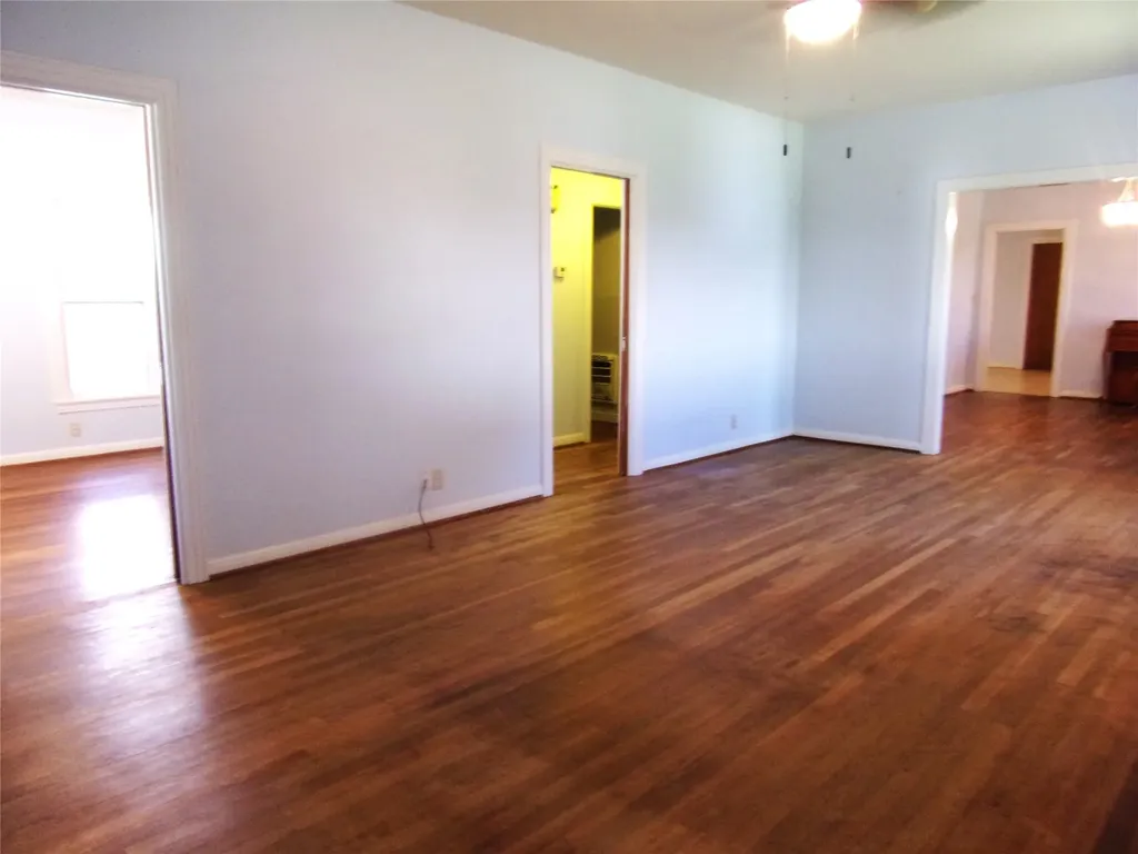 105 W Pecan Street San Saba TX 76877