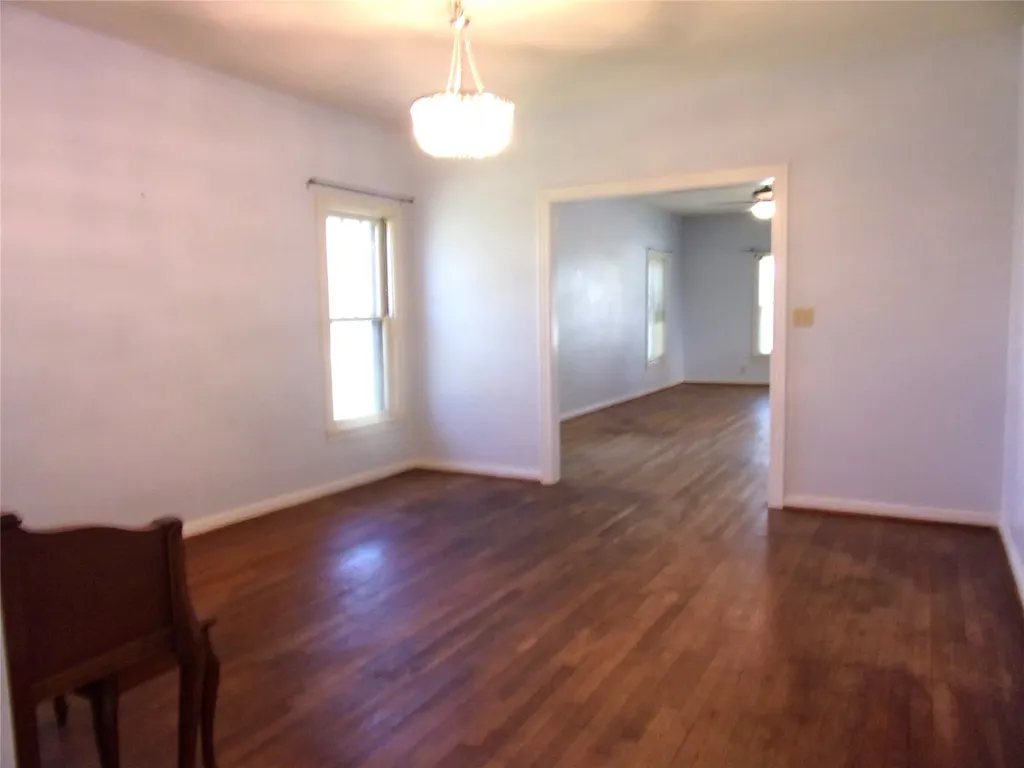 105 W Pecan Street San Saba TX 76877