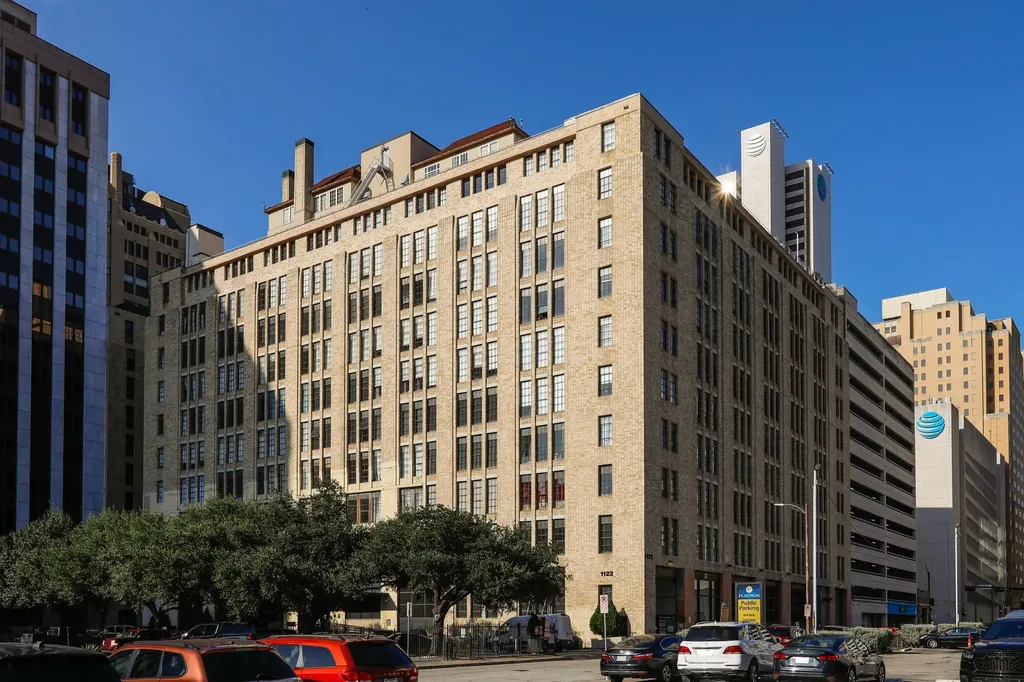 1122 Jackson Street Dallas TX 75202