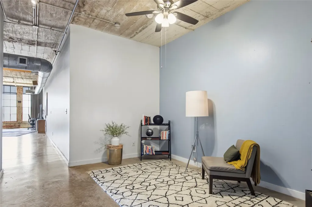 1122 Jackson Street Dallas TX 75202
