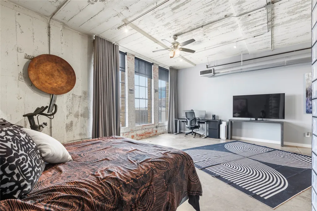 1122 Jackson Street Dallas TX 75202