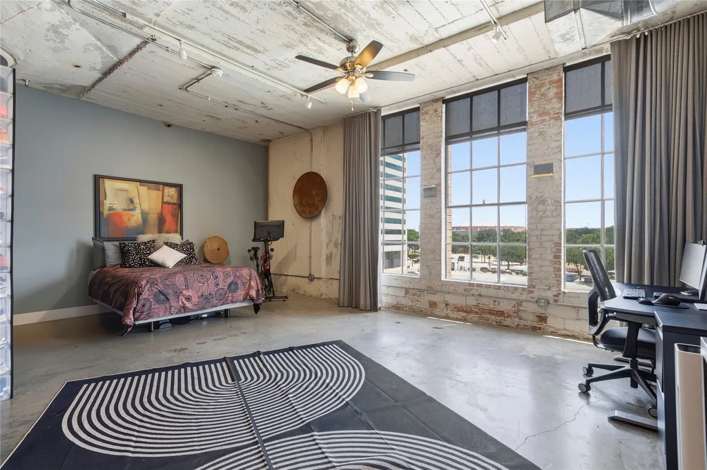 1122 Jackson Street Dallas TX 75202