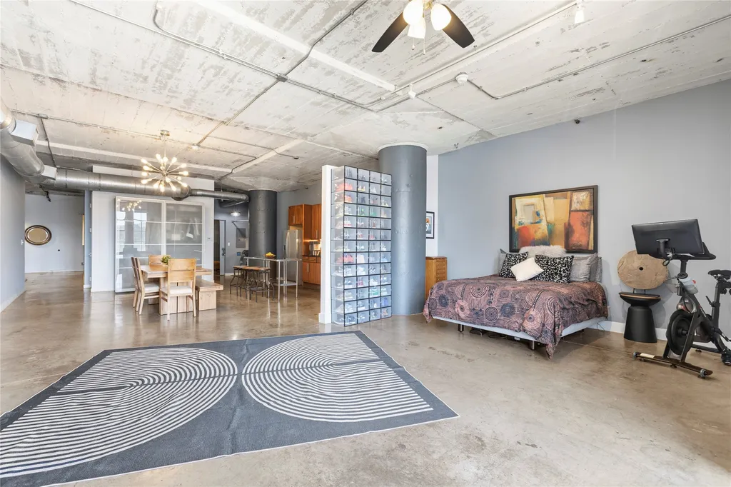 1122 Jackson Street Dallas TX 75202