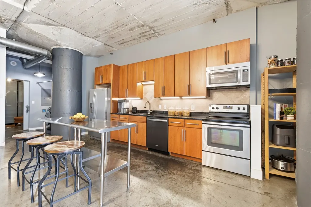 1122 Jackson Street Dallas TX 75202