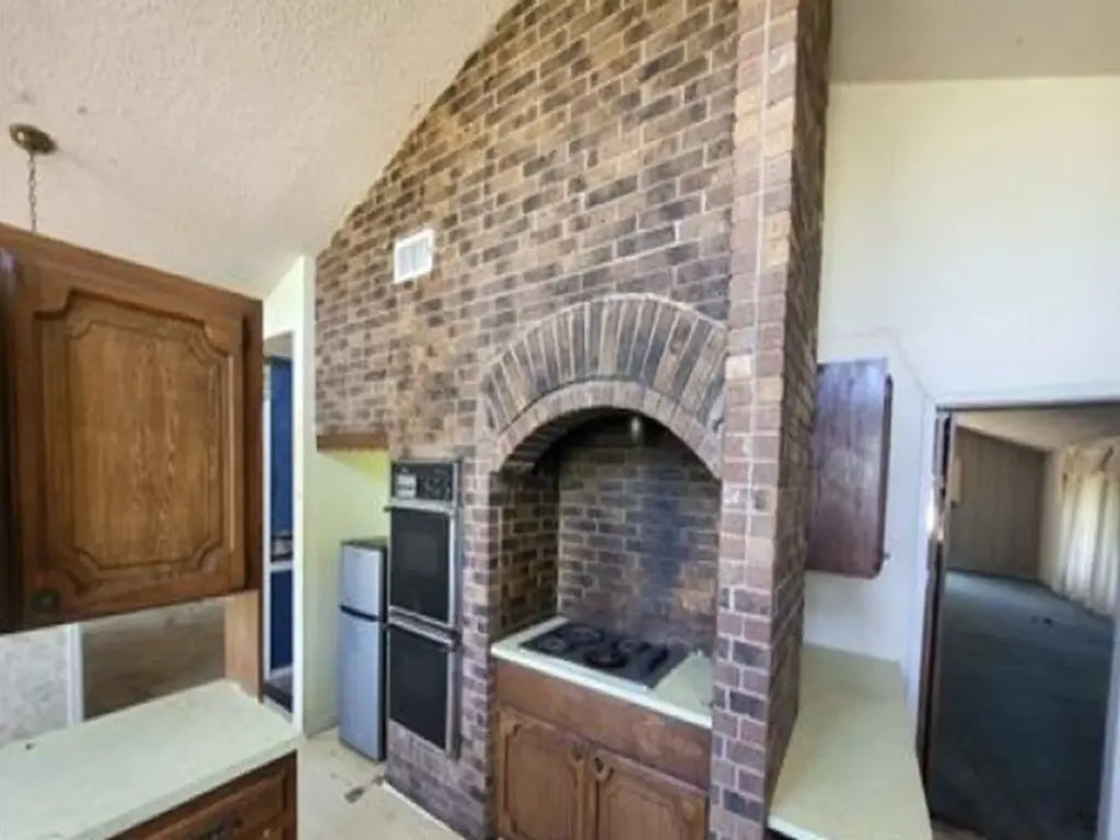 306 Wade Street Olney TX 76374
