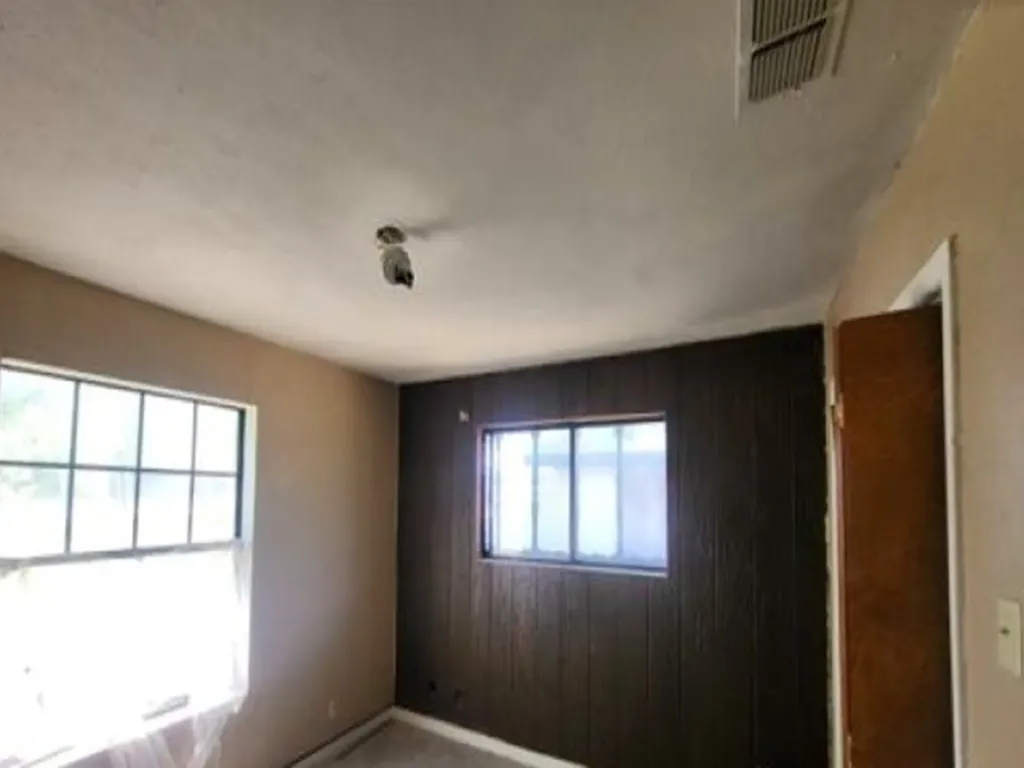 306 Wade Street Olney TX 76374