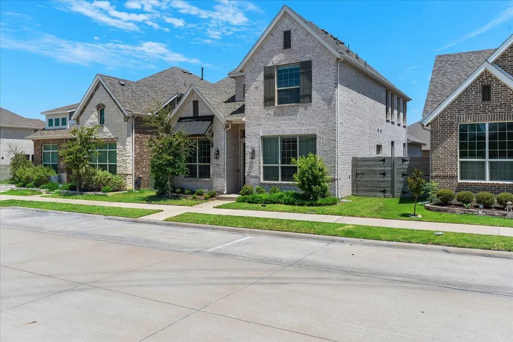 5306 Grand Avenue Sachse TX 75048