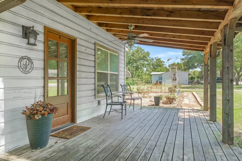603 N 4th Street Wills Point TX 75169