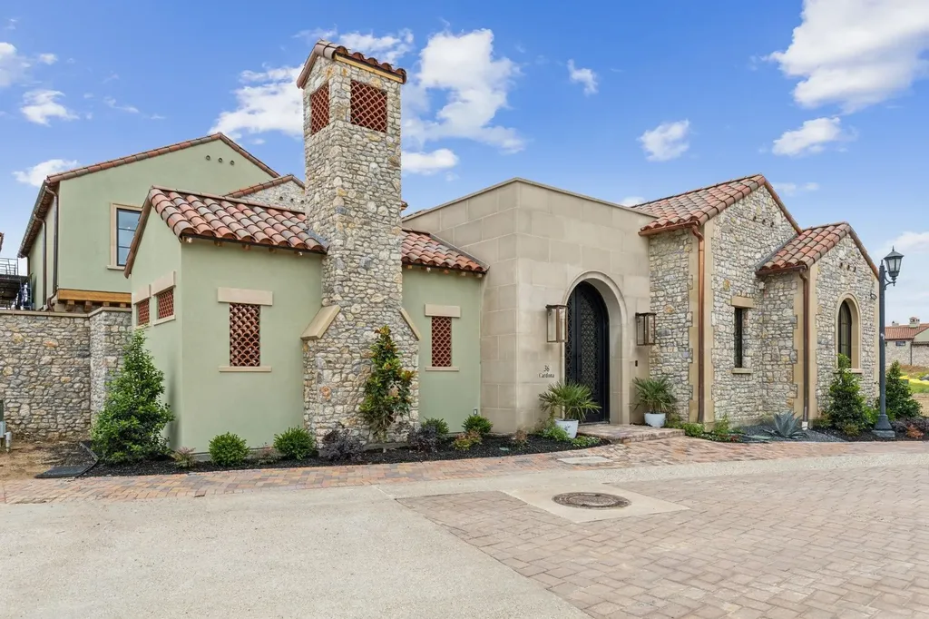 36 Cardona Drive Westlake TX 76262