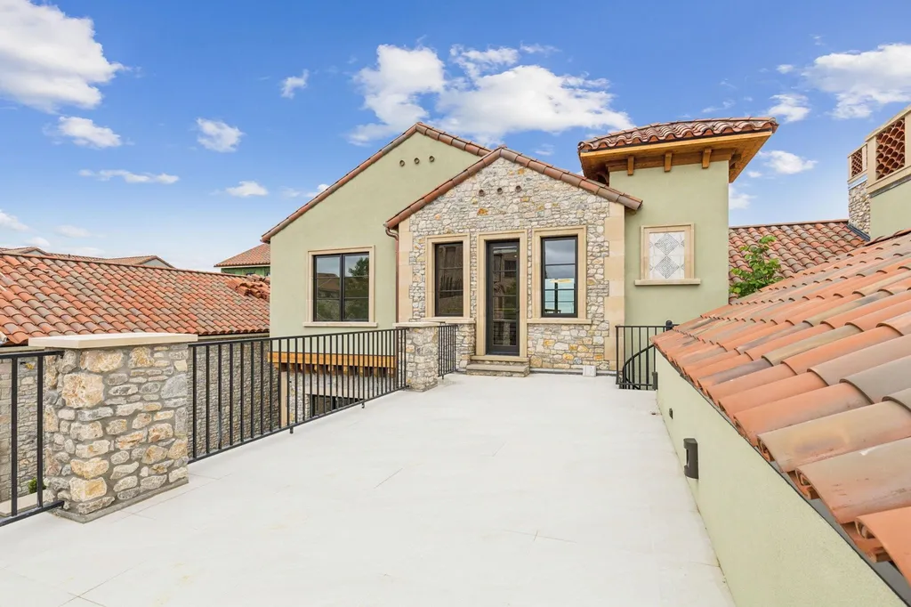 36 Cardona Drive Westlake TX 76262