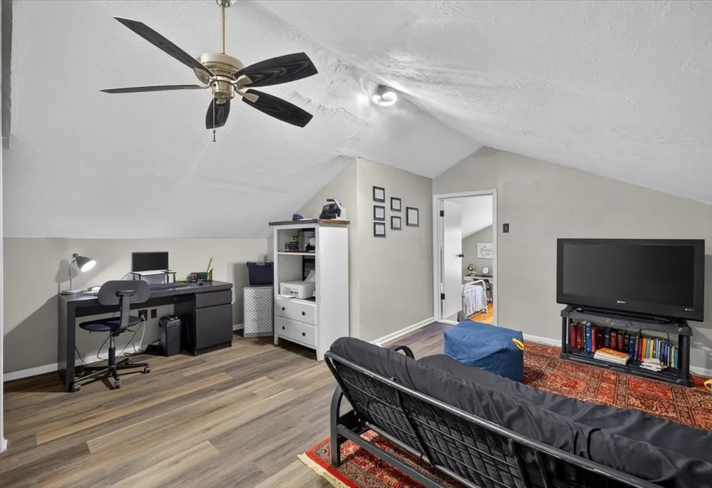 6008 County Road 907 Godley TX 76044