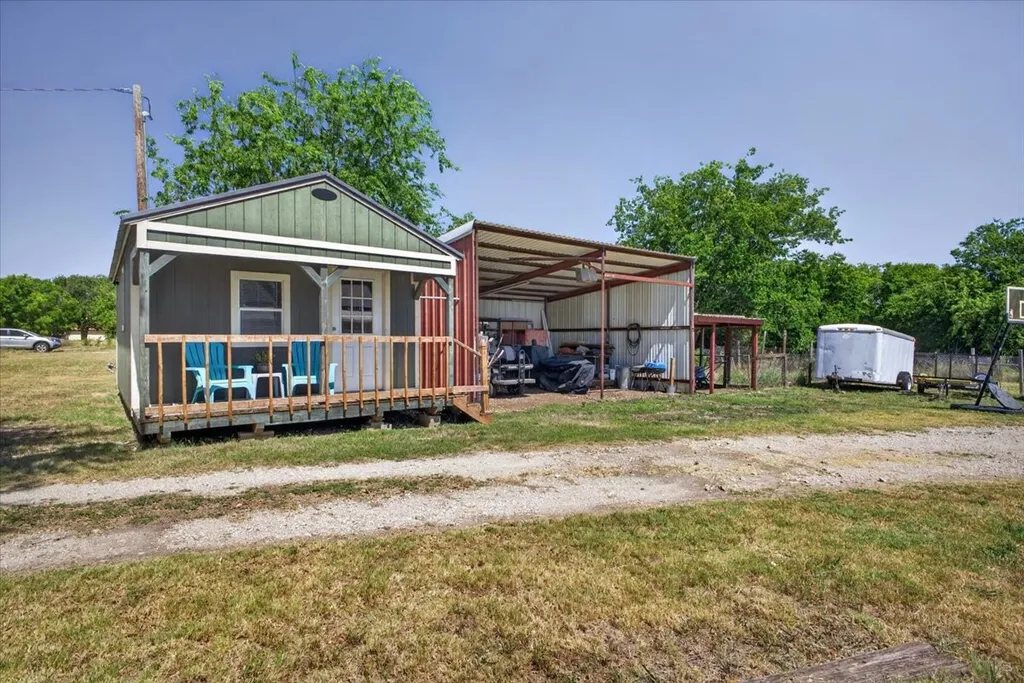 6008 County Road 907 Godley TX 76044