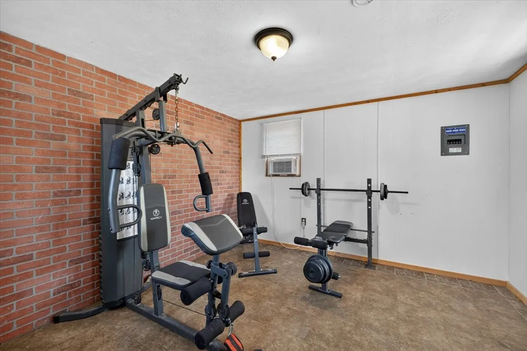 6008 County Road 907 Godley TX 76044