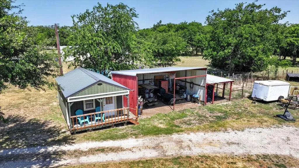 6008 County Road 907 Godley TX 76044