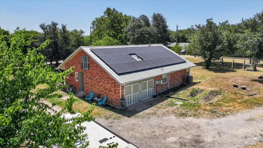 6008 County Road 907 Godley TX 76044