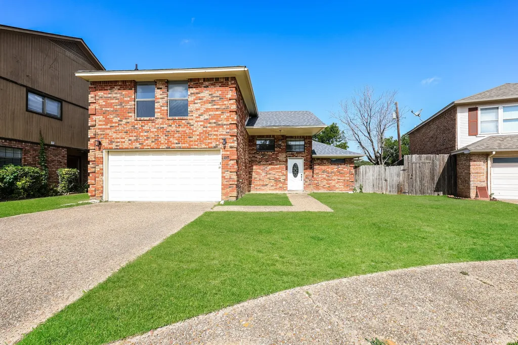 1107 Carrington Court Irving TX 75060
