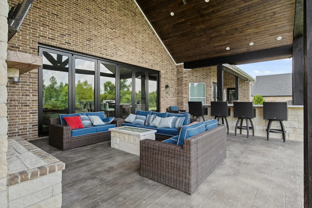 367 Private Road 54166 Pittsburg TX 75686