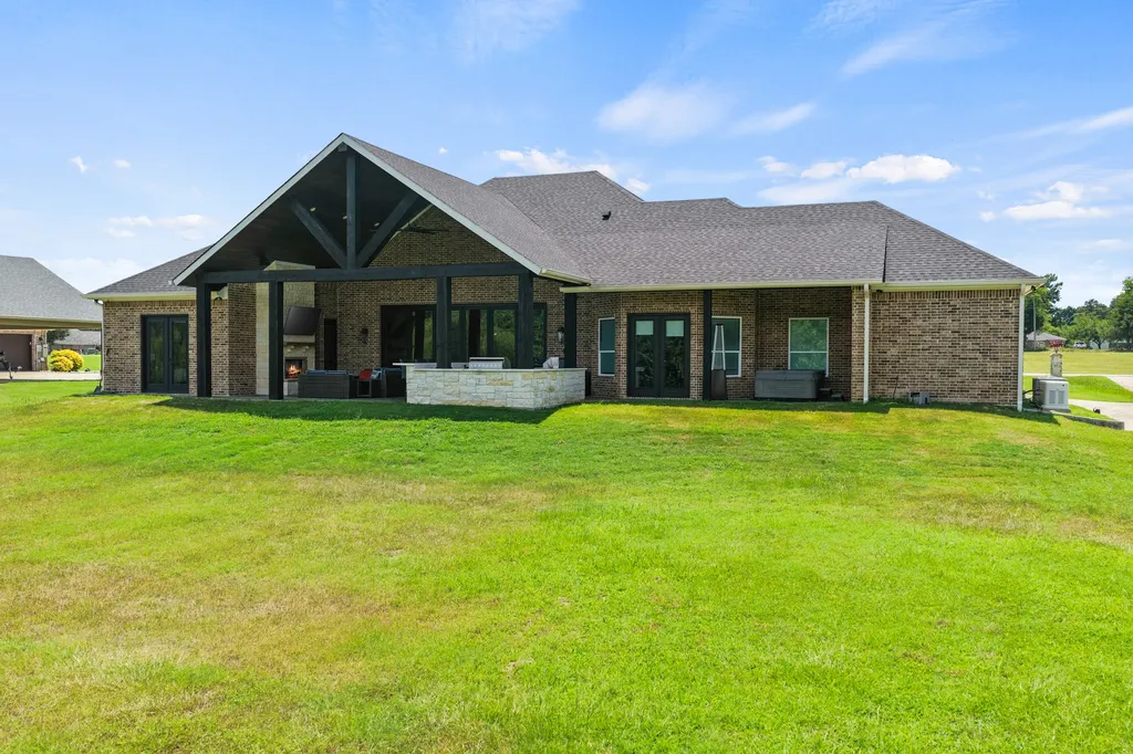 367 Private Road 54166 Pittsburg TX 75686