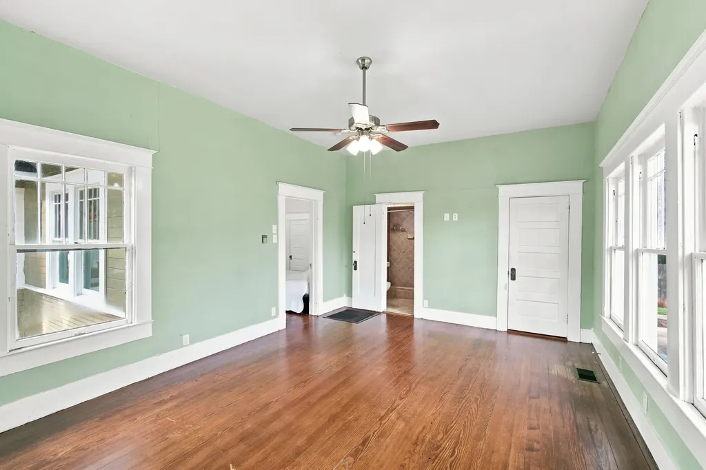 313 Corsicana Street Hillsboro TX 76645