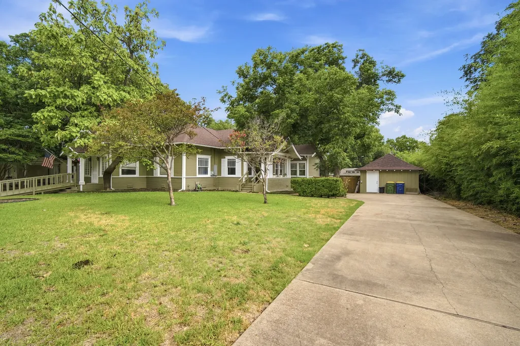 313 Corsicana Street Hillsboro TX 76645