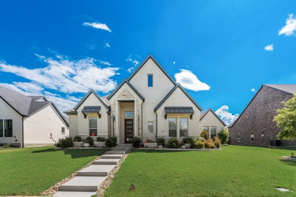 1007 Devonshire Drive S Forney TX 75126