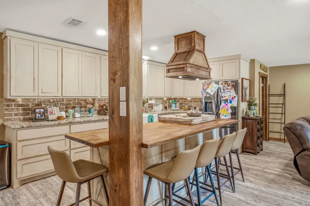 352 Seaberry Loop Graham TX 76450