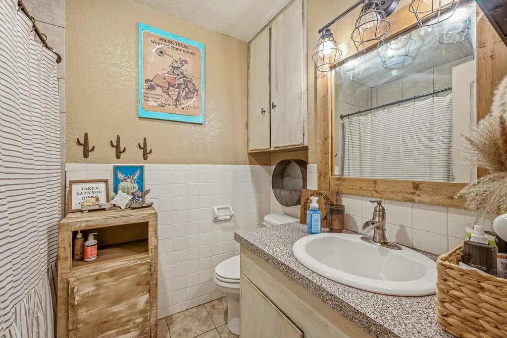 352 Seaberry Loop Graham TX 76450